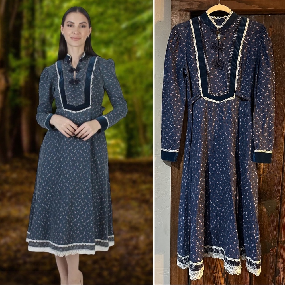 Vintage 70s Gunne Sax Navy Calico Floral Dress White Lace Trim 11